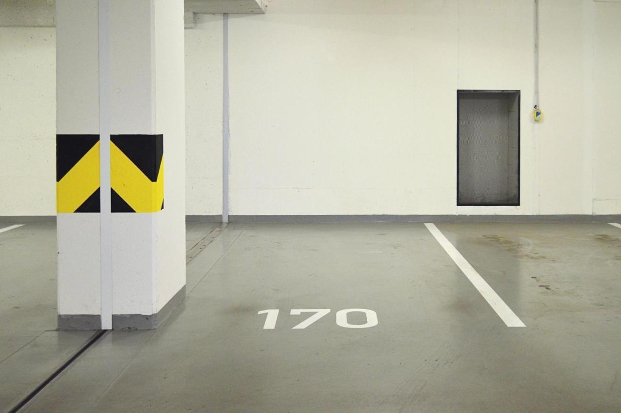Apartment With Free Parking In Prag Exterior foto